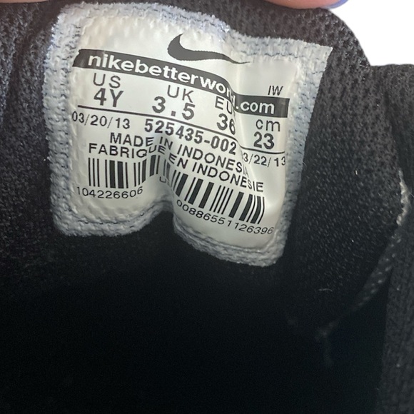 Youth Nike Advantage Runner 2 Lightweight Flexible Running Shoe Size 4Y - Picture 3 of 7